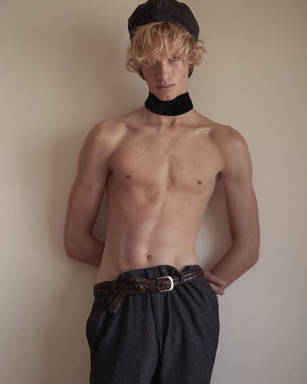 Le Mans ou love, vivement ton signal lumineux de l’affection ! Lucas - rencontre-Gay-Le Mans